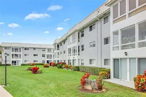 7 Colonial Club Drive Boynton Beach FL 33435