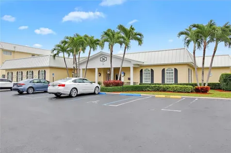 7 Colonial Club Drive Boynton Beach FL 33435