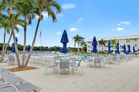 7 Colonial Club Drive Boynton Beach FL 33435