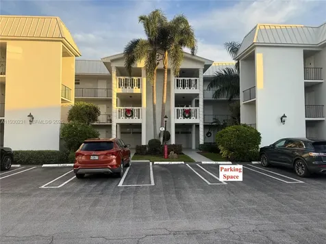 7 Colonial Club Drive Boynton Beach FL 33435