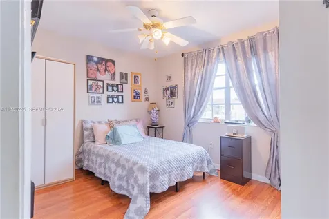 6900 NW 173rd Drive Hialeah FL 33015
