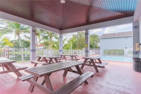 6900 NW 173rd Drive Hialeah FL 33015