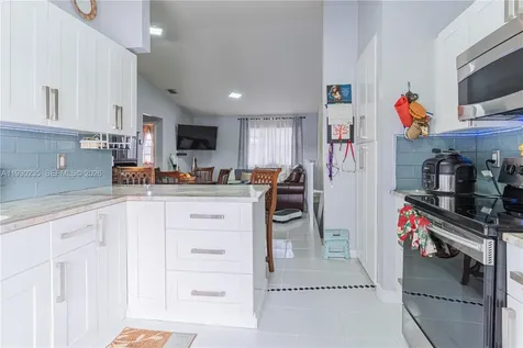 6900 NW 173rd Drive Hialeah FL 33015