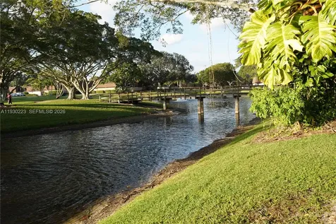 2427 24th Lane Palm Beach Gardens FL 33418