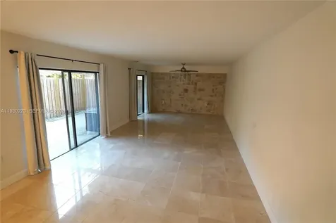 2427 24th Lane Palm Beach Gardens FL 33418