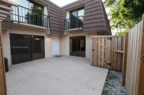 2427 24th Lane Palm Beach Gardens FL 33418