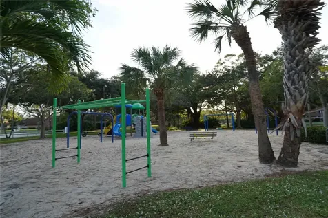 2427 24th Lane Palm Beach Gardens FL 33418