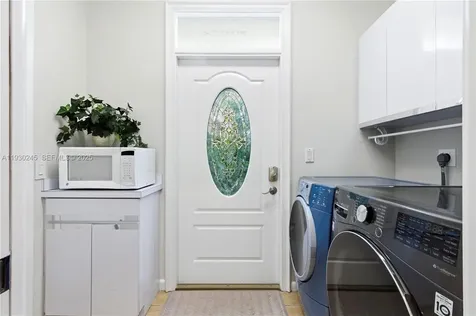 2607 Holy Cross Lane Lake Worth FL 33460