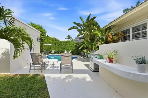 2607 Holy Cross Lane Lake Worth FL 33460