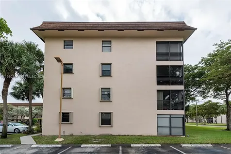 4940 E Sabal Palm Boulevard Tamarac FL 33319