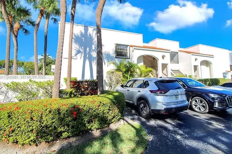 3553 Magellan Circle Aventura FL 33180