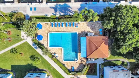 3553 Magellan Circle Aventura FL 33180