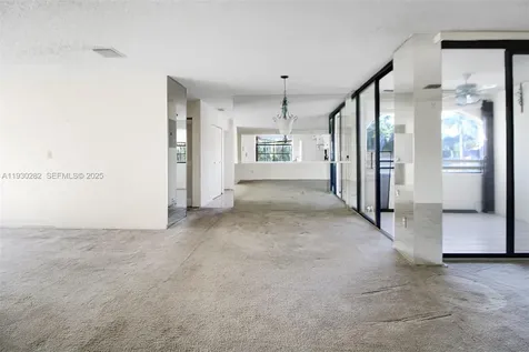 3553 Magellan Circle Aventura FL 33180