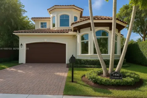 1490 Cleveland Road Miami Beach FL 33141