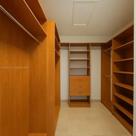 1490 Cleveland Road Miami Beach FL 33141