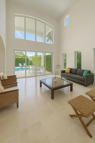 1490 Cleveland Road Miami Beach FL 33141