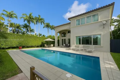 1490 Cleveland Road Miami Beach FL 33141