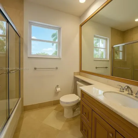 1490 Cleveland Road Miami Beach FL 33141