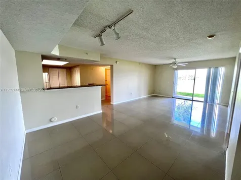 5061 Wiles Road Coconut Creek FL 33073