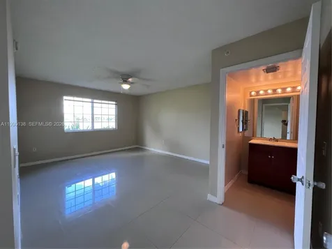 5061 Wiles Road Coconut Creek FL 33073