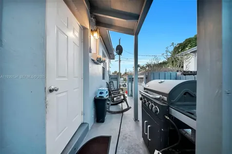 115 NW 56th Avenue Miami FL 33126