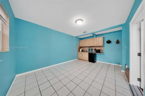 115 NW 56th Avenue Miami FL 33126