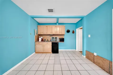 115 NW 56th Avenue Miami FL 33126
