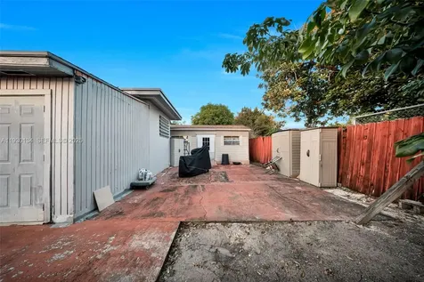 115 NW 56th Avenue Miami FL 33126