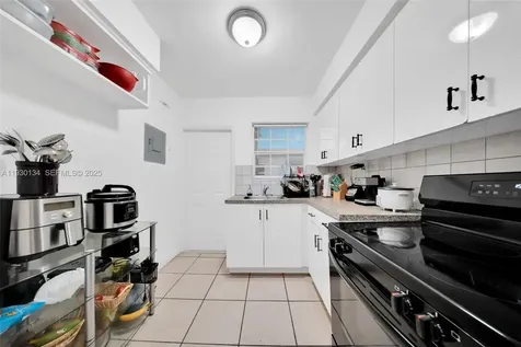 115 NW 56th Avenue Miami FL 33126