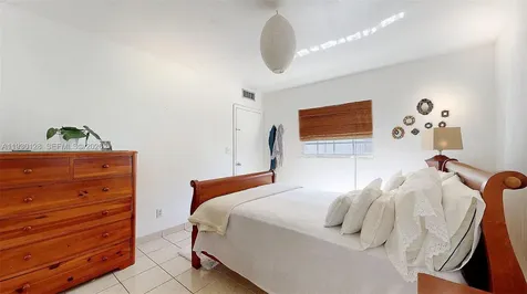 16823 SW 113th Avenue Miami FL 33157