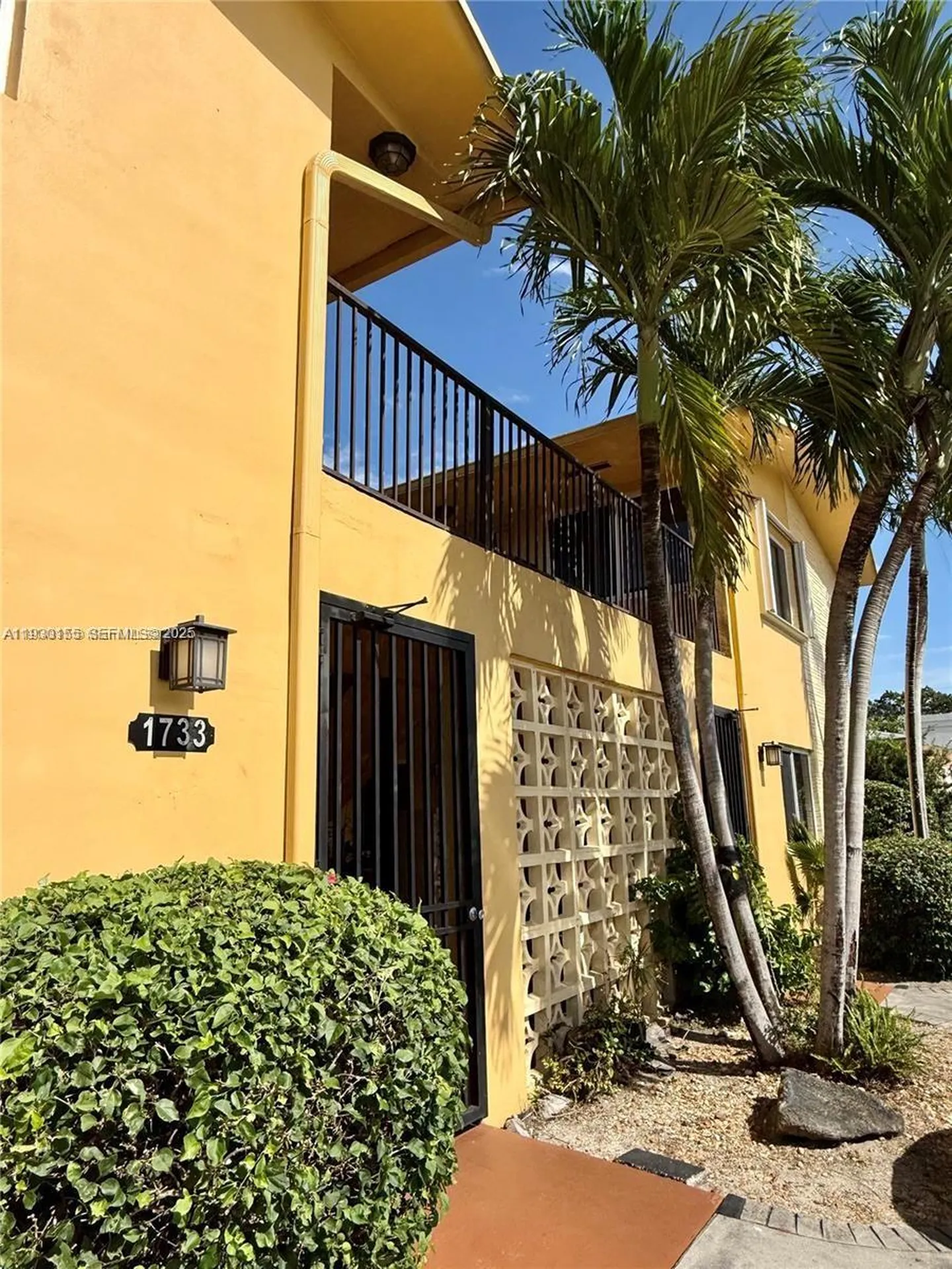 1733 Mayo Street Hollywood FL 33020