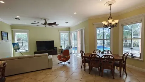 1035 Waterside Circle Weston FL 33327