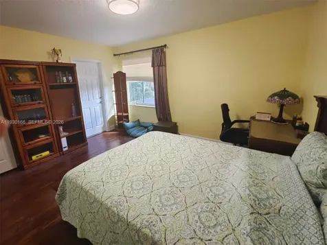 1035 Waterside Circle Weston FL 33327