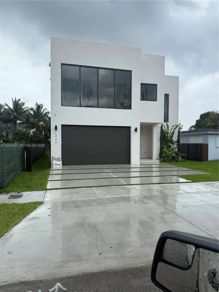 6444 SW 26th Street Miami FL 33155