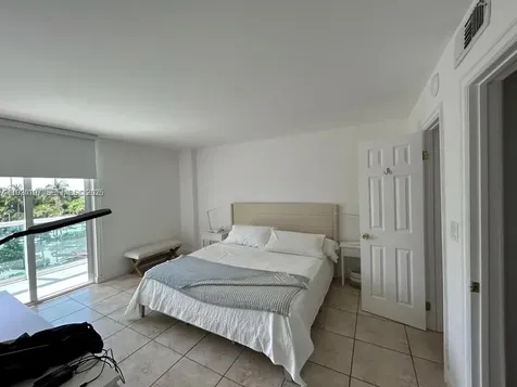 100 Bayview Drive Sunny Isles Beach FL 33160