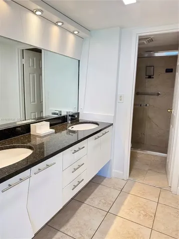 100 Bayview Drive Sunny Isles Beach FL 33160