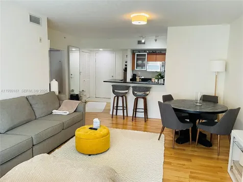 2775 NE 187 Street Aventura FL 33180