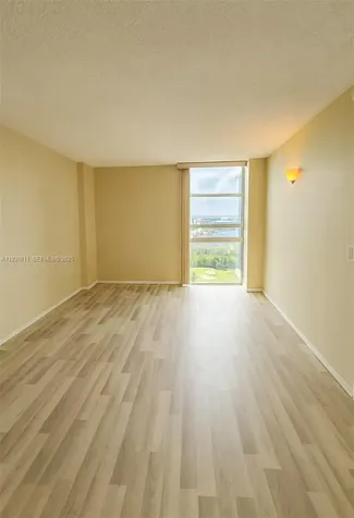 20301 W Country Club Drive Aventura FL 33180