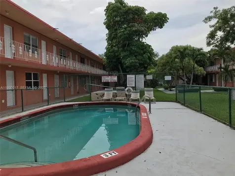 4550 SW 67th Avenue Miami FL 33155