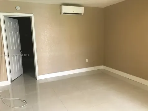 4550 SW 67th Avenue Miami FL 33155