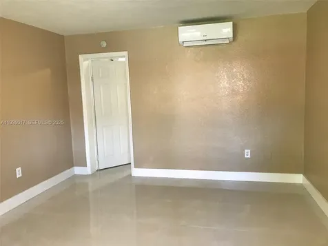 4550 SW 67th Avenue Miami FL 33155