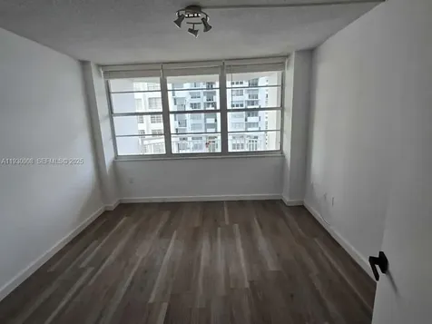 18061 Biscayne Boulevard Aventura FL 33160