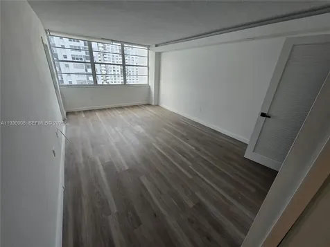 18061 Biscayne Boulevard Aventura FL 33160