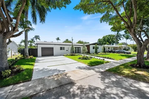 18891 NE 20th Avenue North Miami Beach FL 33179