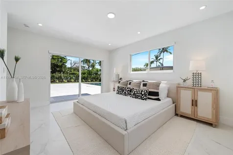 18891 NE 20th Avenue North Miami Beach FL 33179