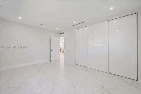18891 NE 20th Avenue North Miami Beach FL 33179