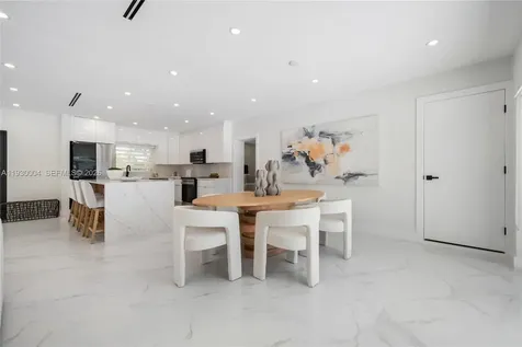 18891 NE 20th Avenue North Miami Beach FL 33179