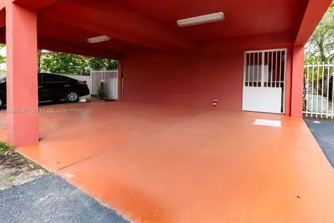 63 NW 17th Place Miami FL 33125