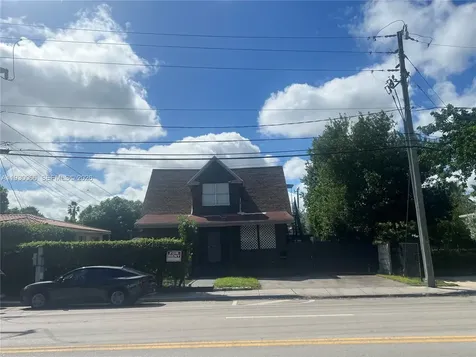 842 SW 12th Avenue Miami FL 33130