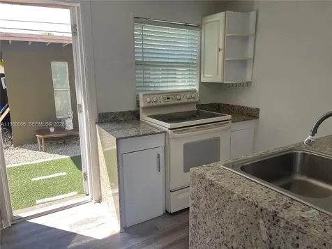 842 SW 12th Avenue Miami FL 33130